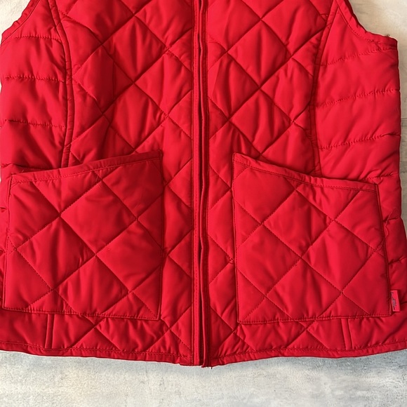 Ralph Lauren  NWT Vest   Quilted Red/ black lining                    Size SP - Picture 4 of 12